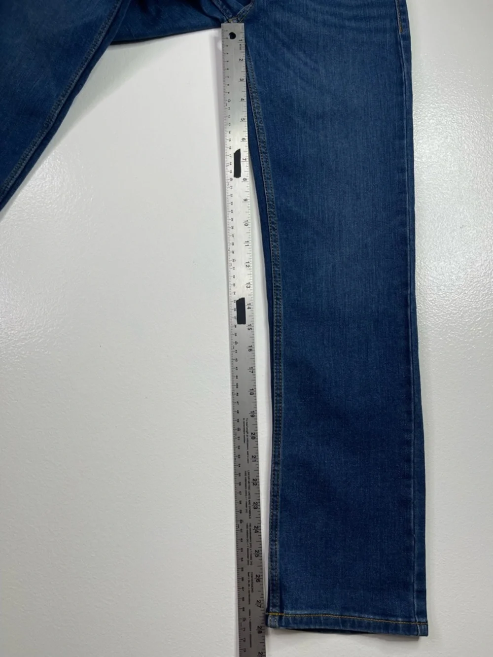 Levi's 514 Straight Fit Performance Denim Blue Jeans Boys Size 14 Reg (27x29)